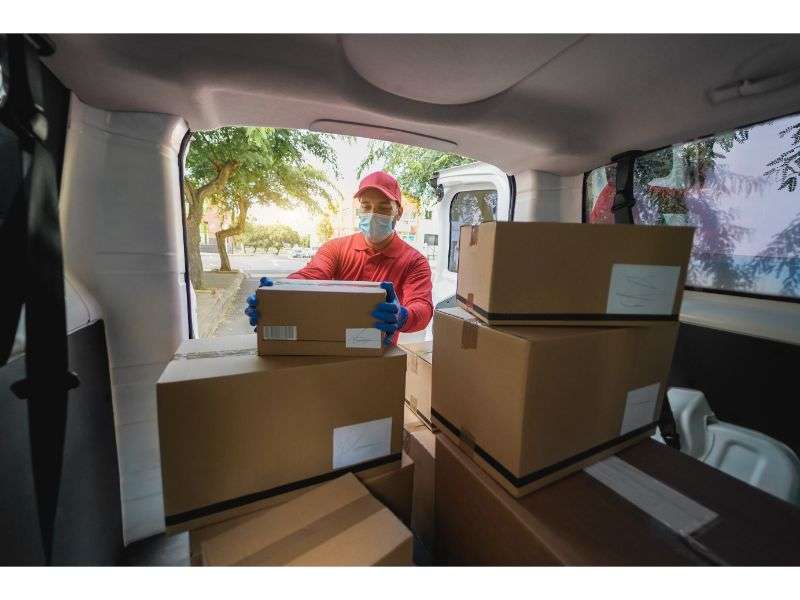 大型トラックドライバー