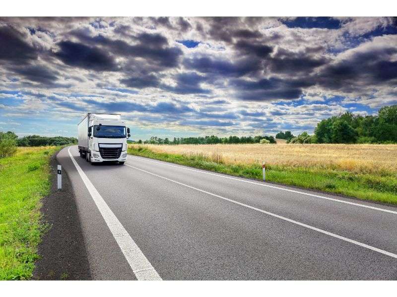 【夜勤】大型トラックドライバー